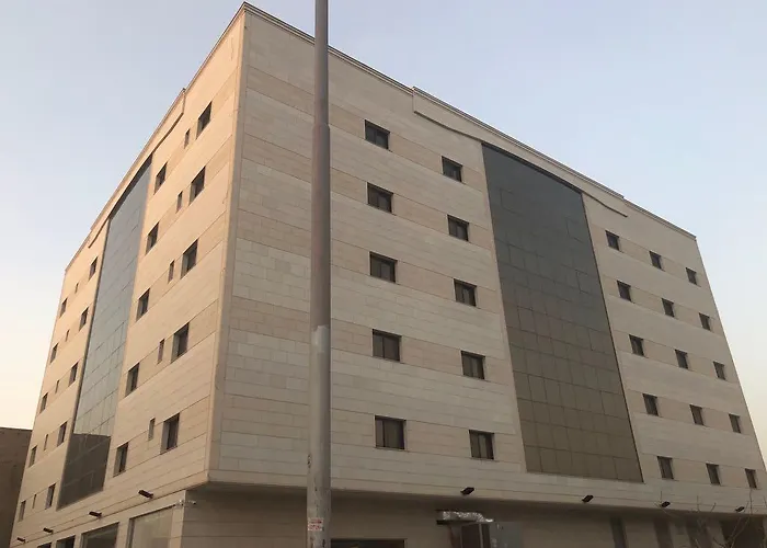 Almakan Hotel 108