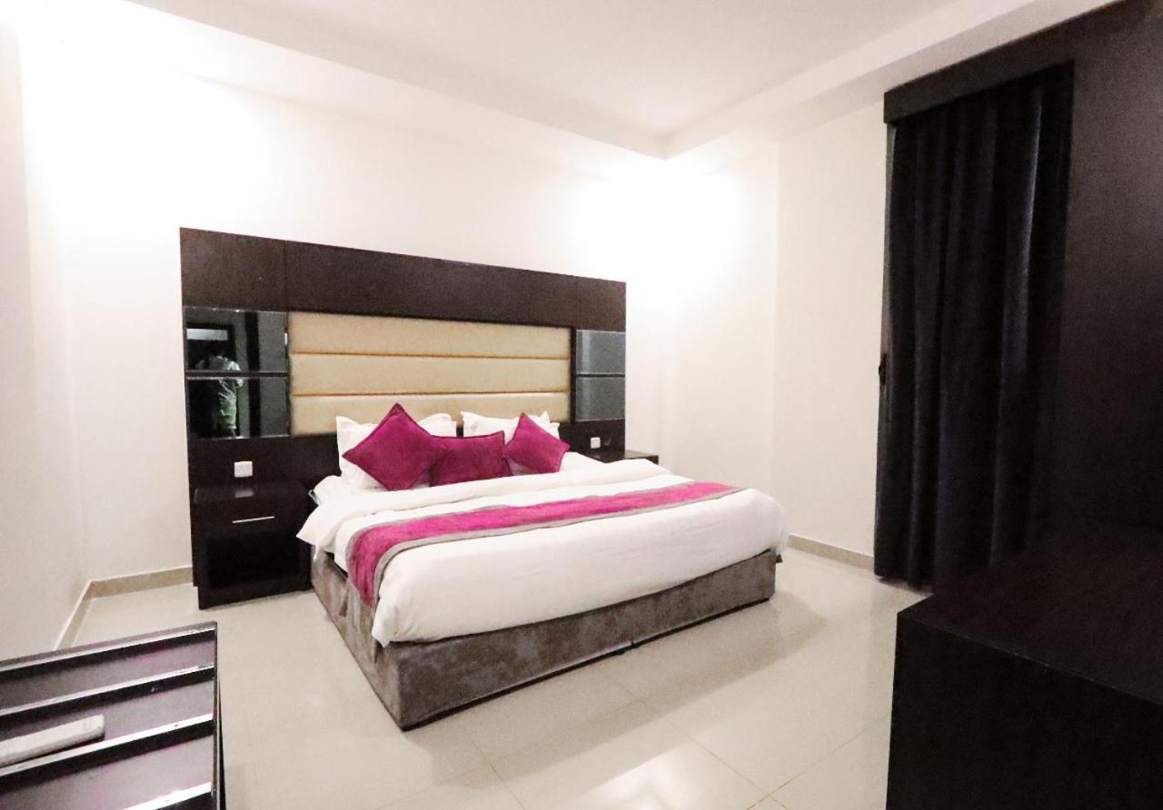 Almakan 108 Hotel